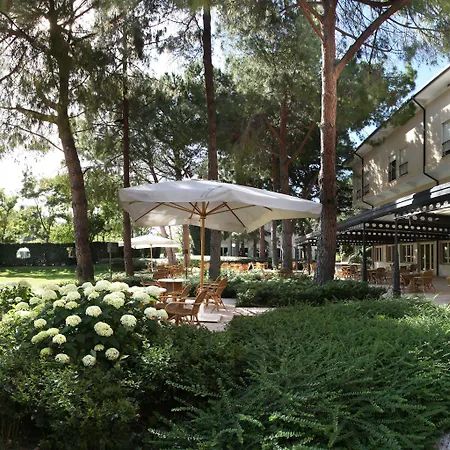 Maria & フランカヴィッラ・アル・マーレ