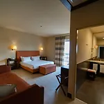 Maria & Hotel 4*