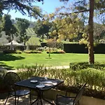 Hotel Maria &