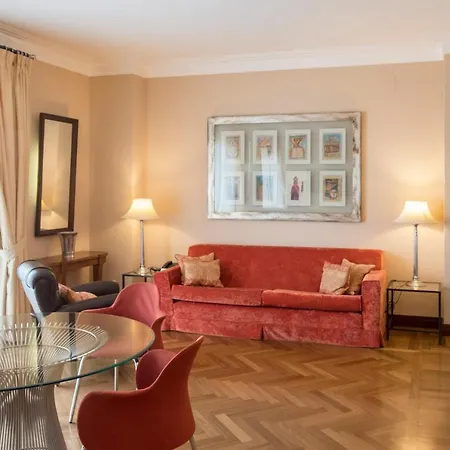 Hotel Maria & 4*