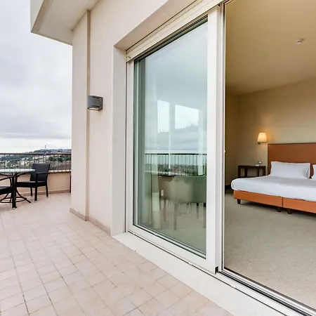 Maria & Hotel 4*