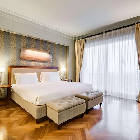Maria & Hotel
