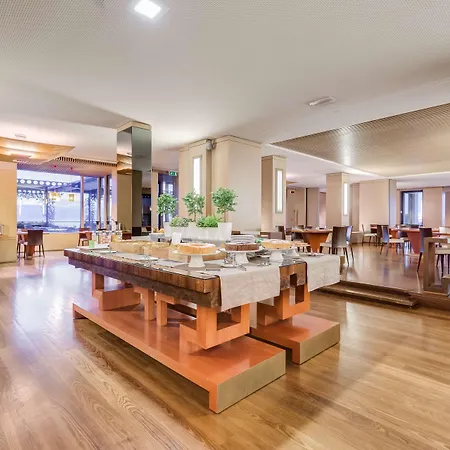 Szálloda Maria & 4*