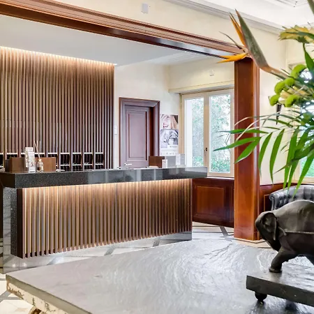 Hotel Maria & 4*