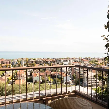 Maria & Francavilla al Mare