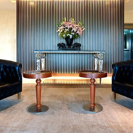 Hotel Maria &