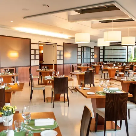 Hotel Maria & 4*